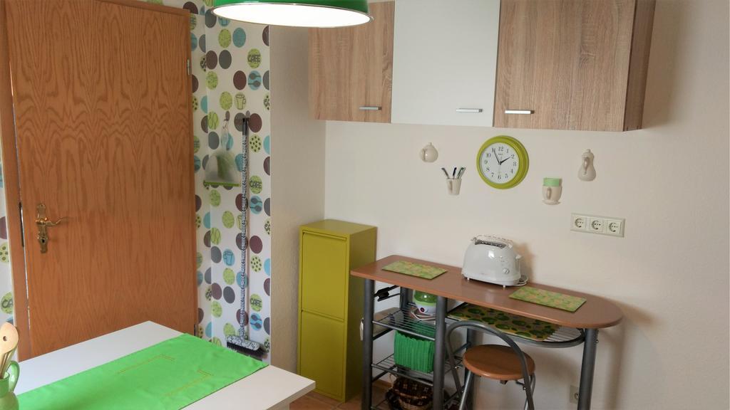 Ferienwohnung Dernbecher Саарбрюкен Екстер'єр фото